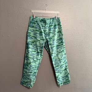 Undefeated Camo Pants Size 30